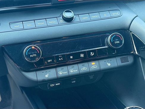 Used 2025 Hyundai Elantra N image 16