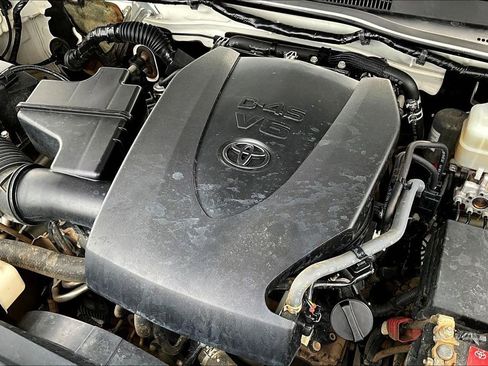 Used 2018 Toyota Tacoma TRD Pro image 32