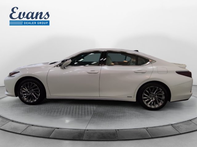 Used 2025 Lexus ES 350 Ultra Luxury w/ Accessory Package (Z2) FWD image 3