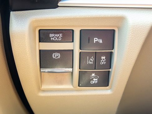 Used 2020 Acura MDX SH-AWD w/ Technology Package image 13