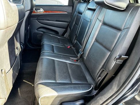 Used 2012 Jeep Grand Cherokee Overland image 6