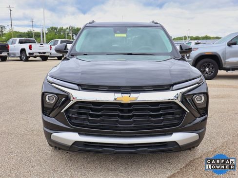 Certified 2024 Chevrolet TrailBlazer LT w/ Driver Confidence Package image 8