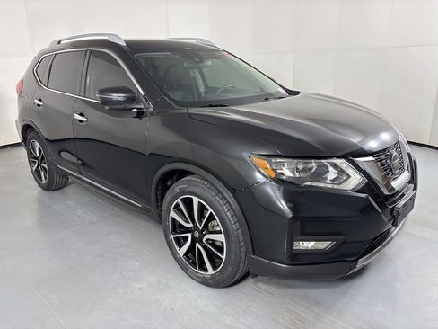 Used 2019 Nissan Rogue SL FWD image 2