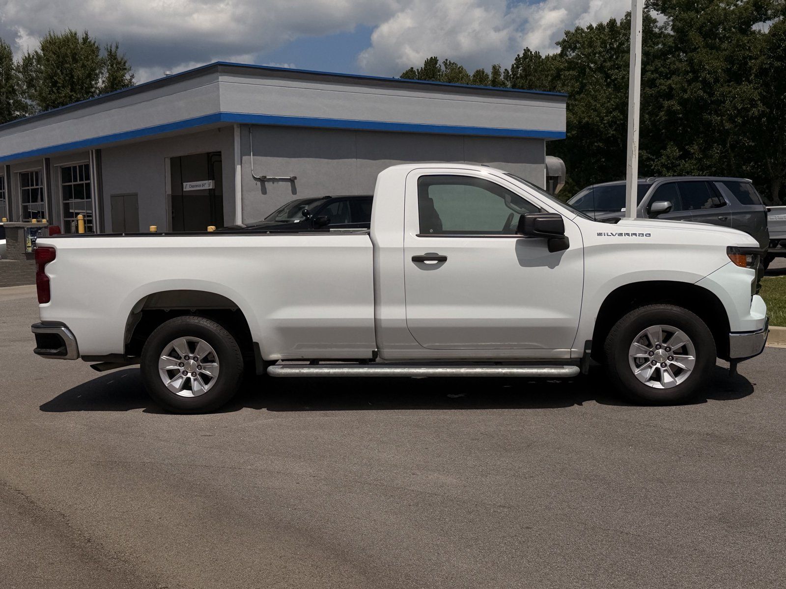 Used 2025 Chevrolet Silverado 1500 W/T RWD image 13