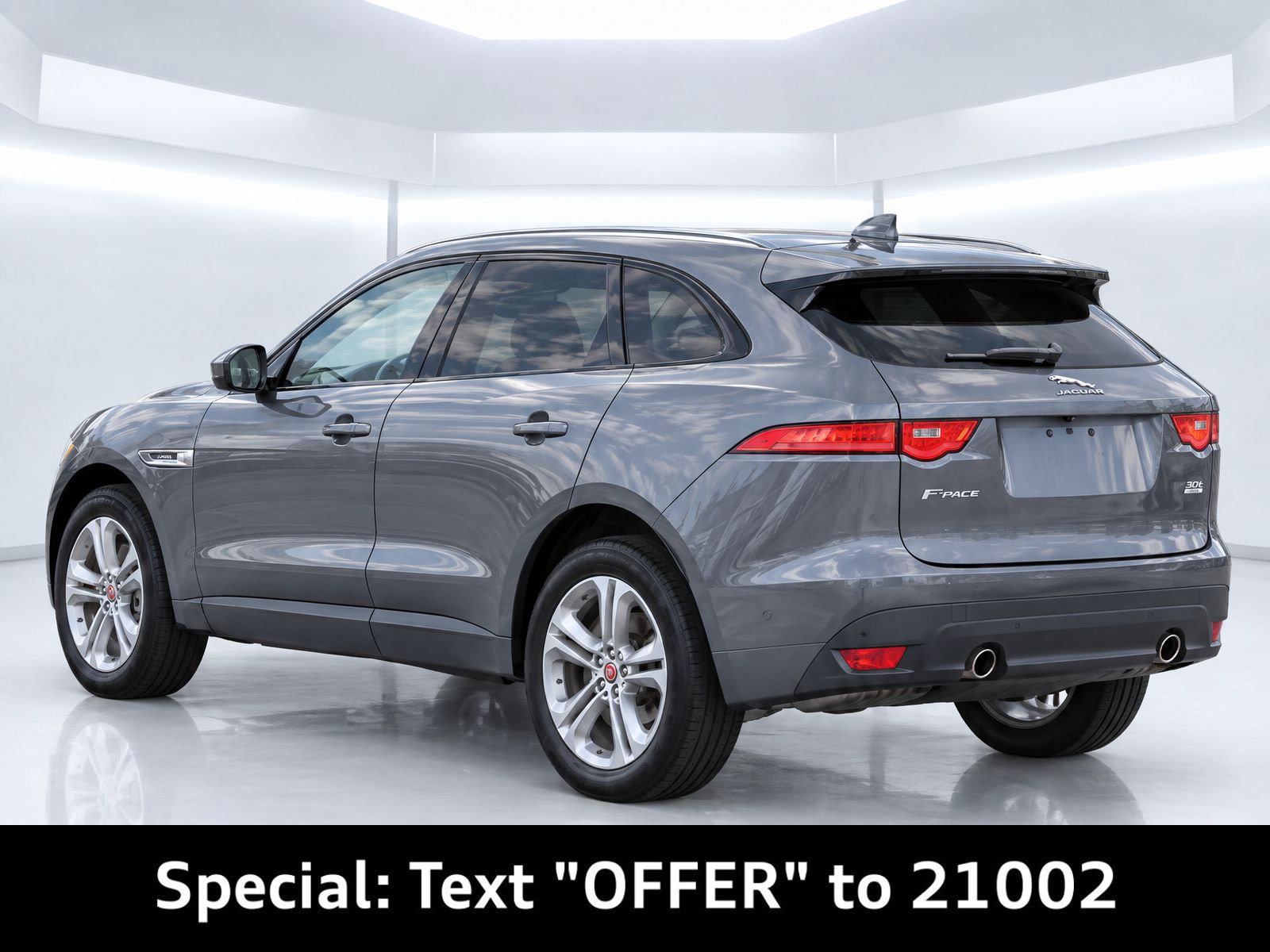 Used 2019 Jaguar F-PACE R-Sport AWD/4WD image 3