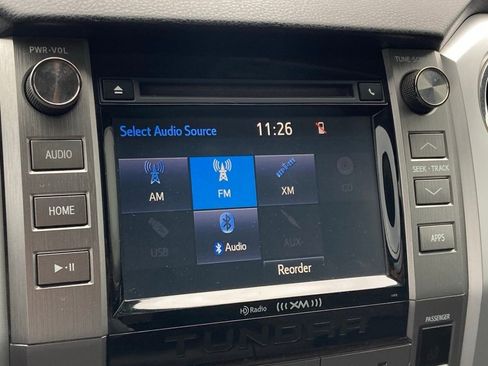 Used 2015 Toyota Tundra SR5 w/ Tow Package image 18