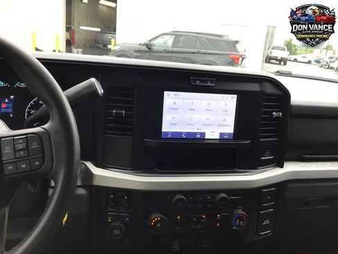 Used 2025 Ford F350 XLT w/ 360-Degree Camera Package AWD/4WD image 19