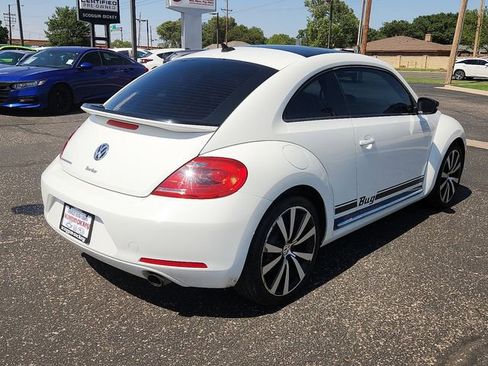 Used 2013 Volkswagen Beetle 2.0T FWD image 4