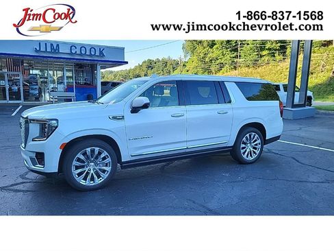 Used 2024 GMC Yukon XL Denali w/ Max Trailering Package AWD/4WD image 1