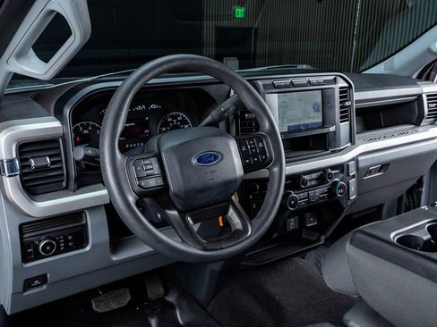 Used 2024 Ford F250 XL w/ STX Appearance Package image 17