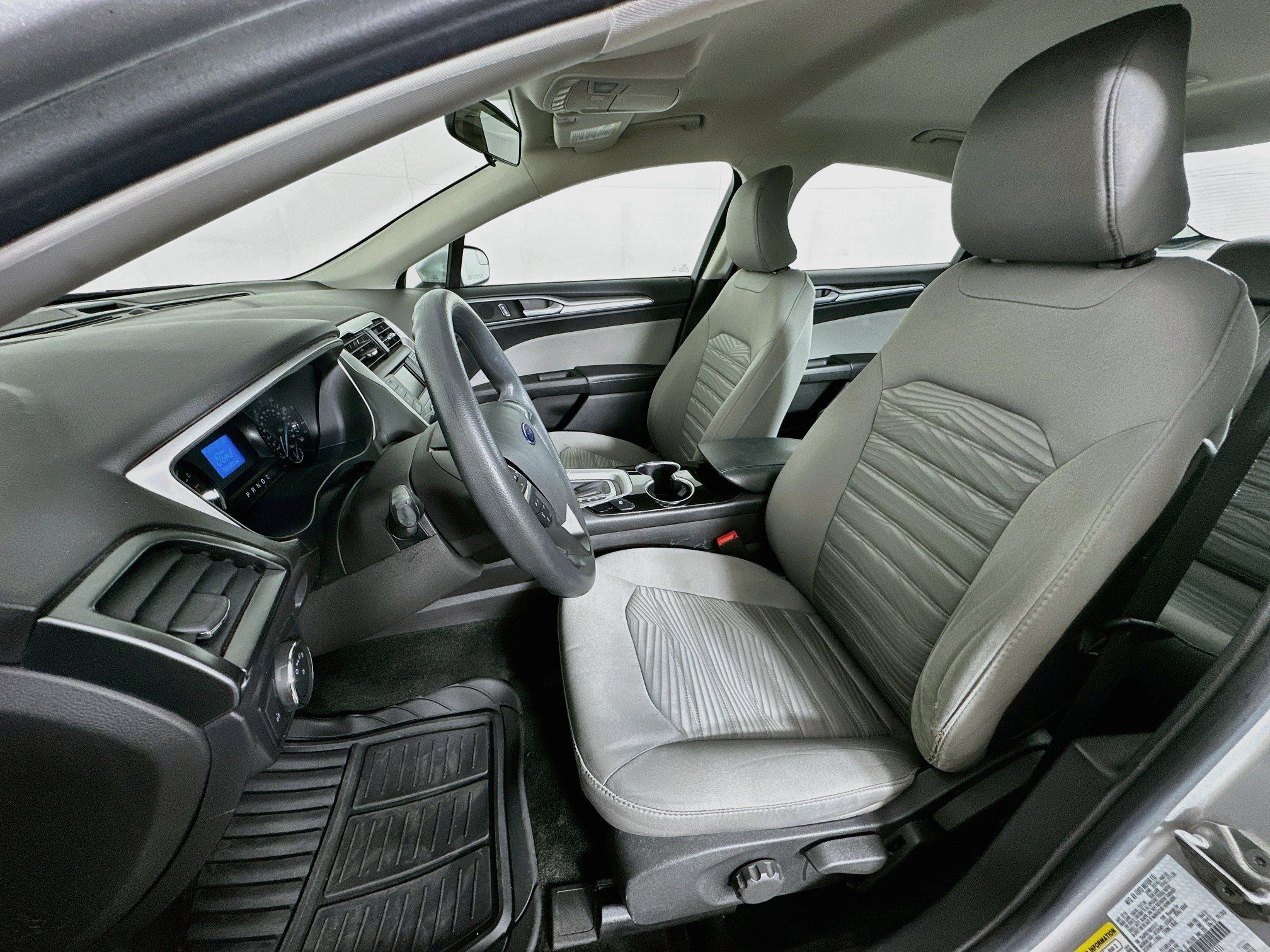 Used 2016 Ford Fusion S FWD image 13