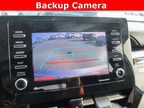 Used 2021 Toyota Camry SE image 11