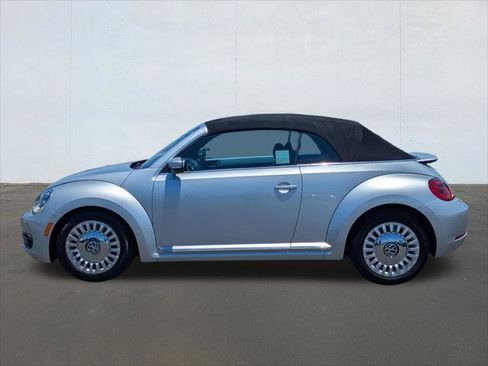 Used 2015 Volkswagen Beetle 1.8T FWD image 2
