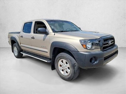 Used 2006 Toyota Tacoma PreRunner RWD image 3
