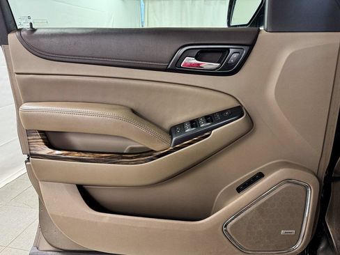 Used 2015 GMC Yukon SLT w/ Open Road Package AWD/4WD image 14