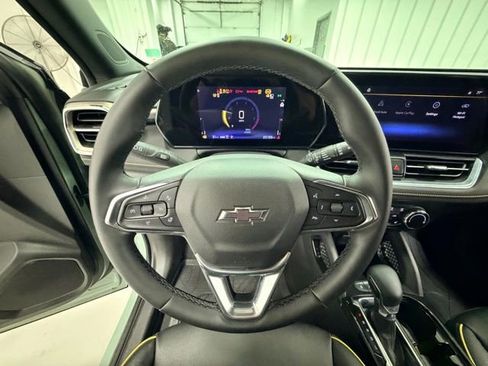 Certified 2025 Chevrolet TrailBlazer ACTIV w/ Driver Confidence Package AWD/4WD image 10