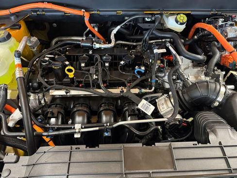 Used 2026 Ford Maverick XLT w/ Equipment Group 301A AWD/4WD image 6