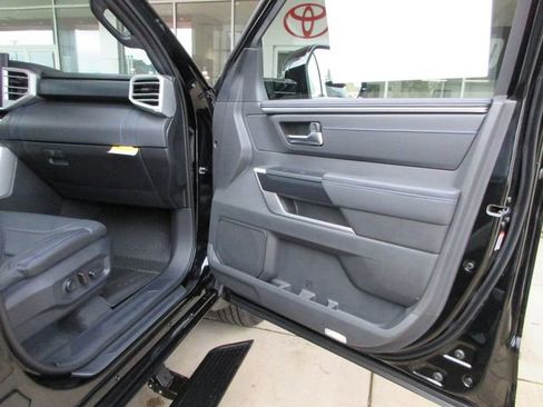 New 2025 Toyota Tundra Platinum AWD/4WD image 27