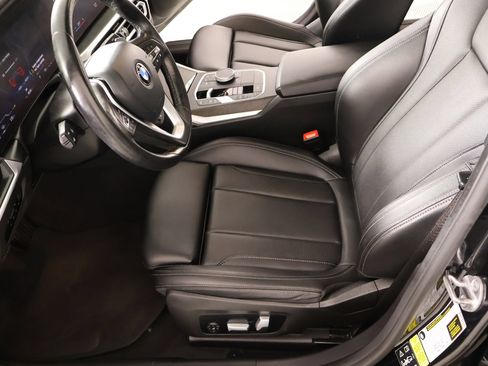 Used 2023 BMW 330i xDrive Sedan AWD/4WD image 12