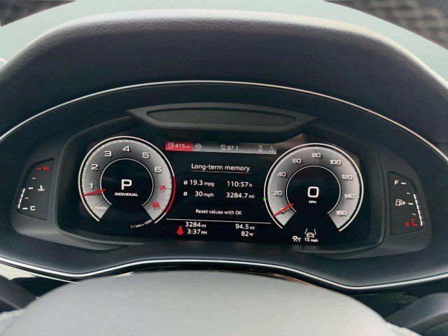Certified 2025 Audi Q7 3.0T Premium Plus w/ Premium Plus Package AWD/4WD image 12
