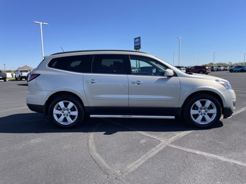 Used 2016 Chevrolet Traverse LT w/ Style and Technology Package AWD/4WD image 6