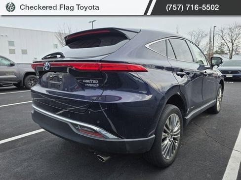 Used 2021 Toyota Venza Limited image 6