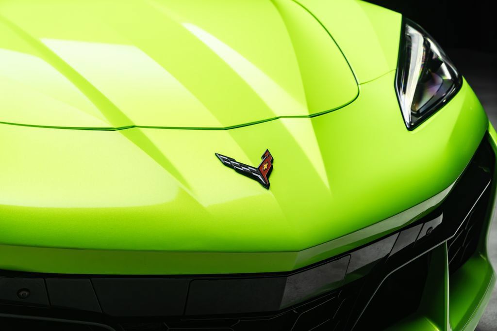 Used 2023 Chevrolet Corvette Z06 w/ Stealth Interior Trim Package RWD image 6