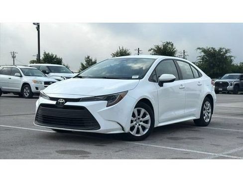 Certified 2024 Toyota Corolla LE FWD image 41