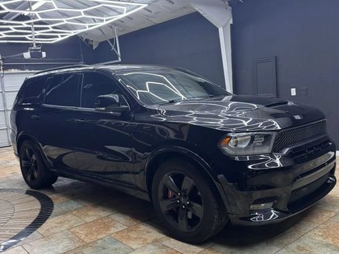 Used 2018 Dodge Durango SRT w/ Technology Group AWD/4WD image 5