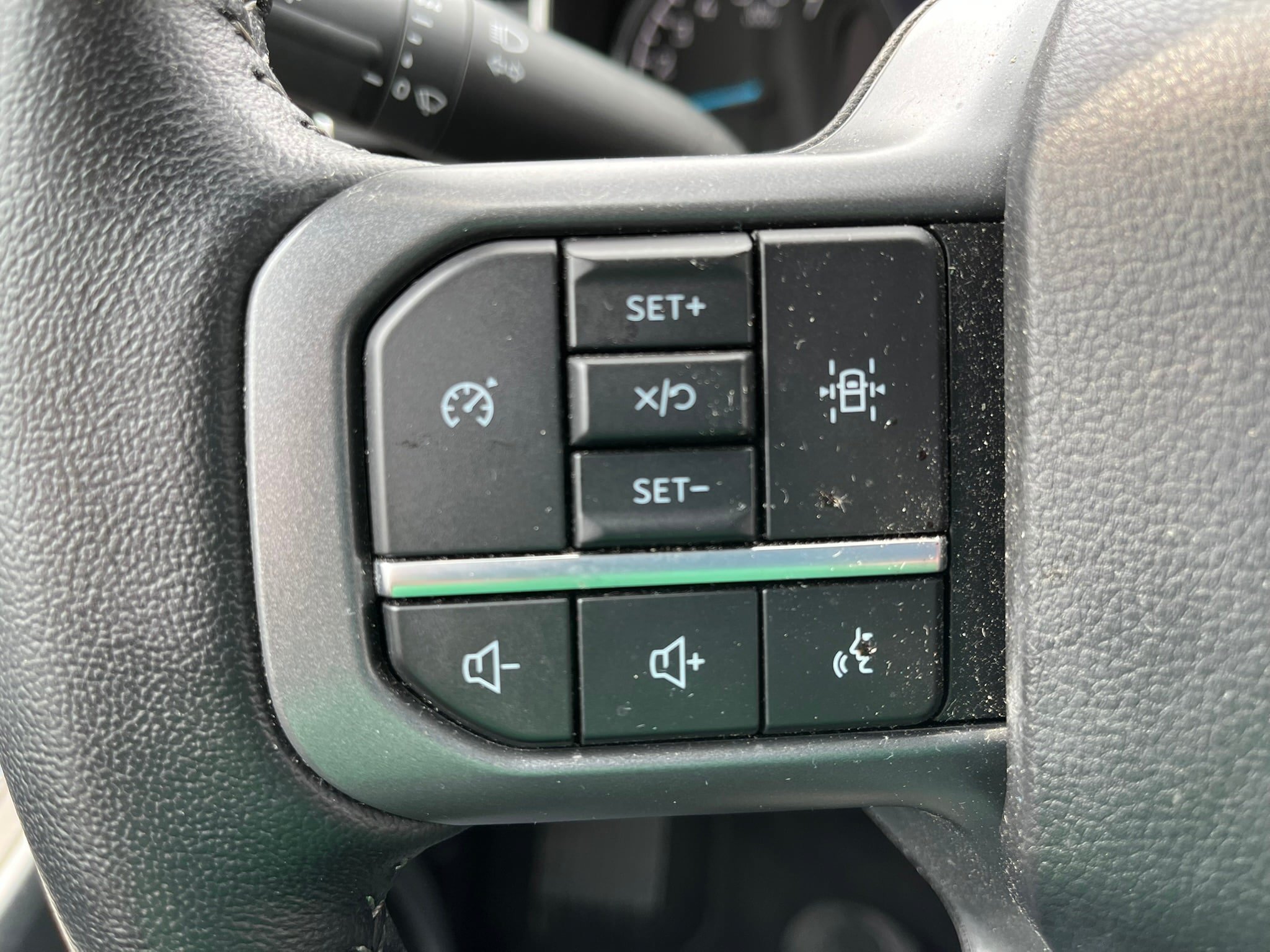 Used 2022 Ford F150 XLT w/ Equipment Group 301A Mid AWD/4WD image 26