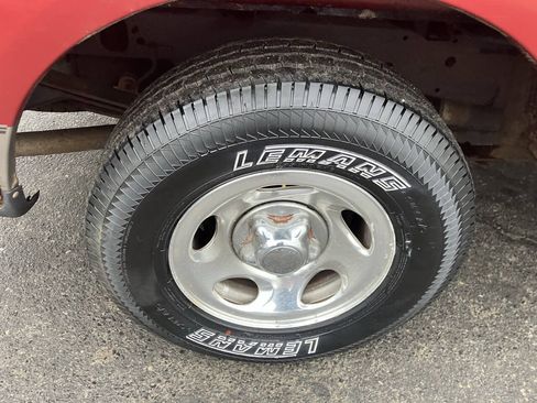 Used 2001 Ford F150 XL RWD image 14