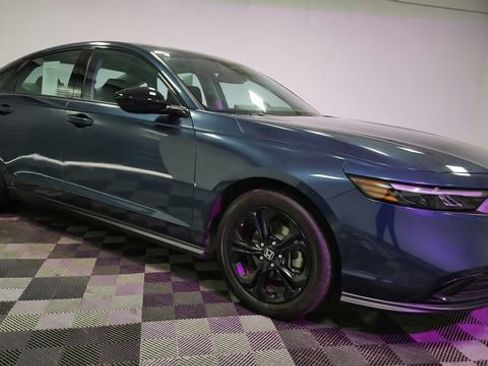 Used 2025 Honda Accord SE image 26