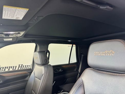 Used 2024 Chevrolet Tahoe High Country image 4