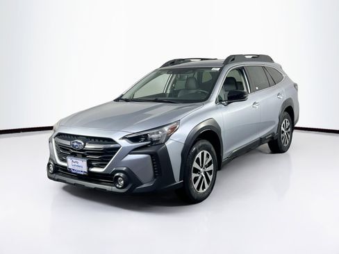 Used 2023 Subaru Outback Premium AWD/4WD image 1