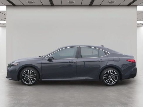 Used 2026 Toyota Camry XLE w/ Premium Package AWD/4WD image 3