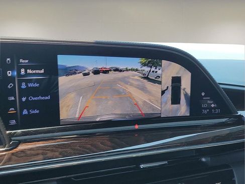 Used 2022 Cadillac Escalade Sport Platinum w/ Heavy-Duty Trailer Package AWD/4WD image 17