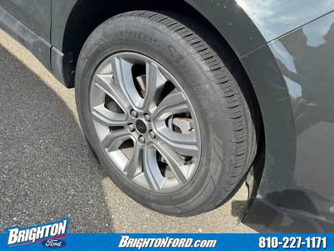 Certified 2023 Ford Edge Titanium w/ Equipment Group 301A AWD/4WD image 8