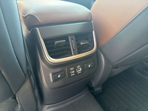Certified 2024 Subaru Outback Touring XT AWD/4WD image 17