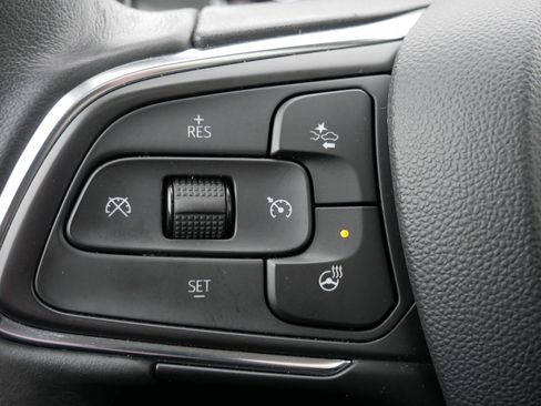 Used 2023 Buick Envision Essence w/ Sport Touring Package image 23