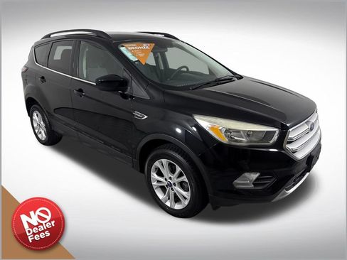 Used 2018 Ford Escape SE FWD image 1