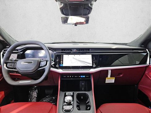 New 2025 Jeep Wagoneer S Launch Edition image 15