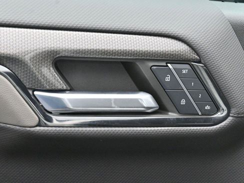 Used 2024 Chevrolet Silverado 1500 ZR2 w/ ZR2 Bison Edition image 11