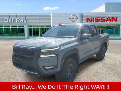 Certified 2025 Nissan Frontier PRO-4X w/ Interior Protection Package image 2