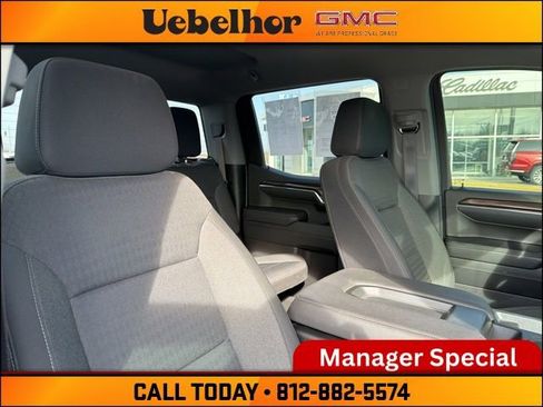 Used 2023 Chevrolet Silverado 1500 RST w/ Z71 Off-Road Package image 4