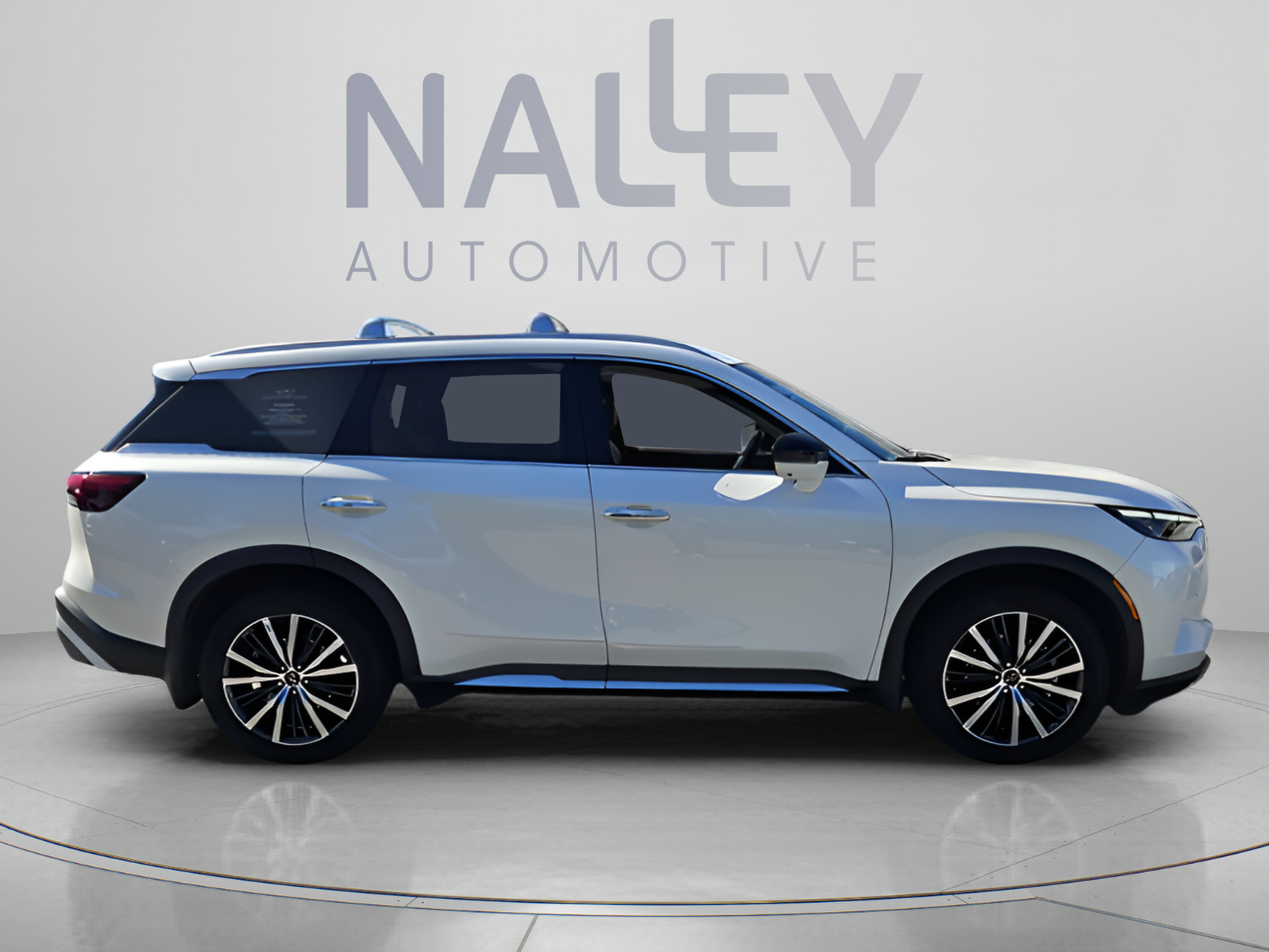 Certified 2025 INFINITI QX60 Sensory w/ Vision Package AWD/4WD image 6