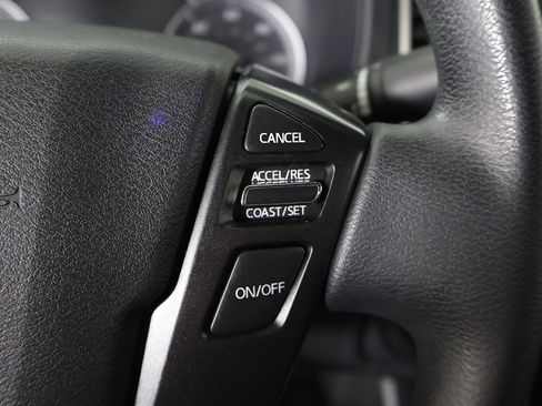 Used 2022 Nissan Frontier SV image 36