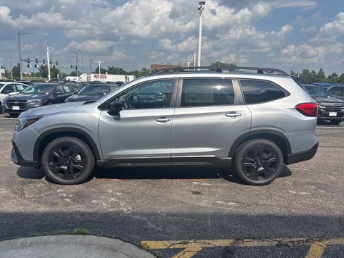 New 2025 Subaru Ascent Onyx Edition image 6