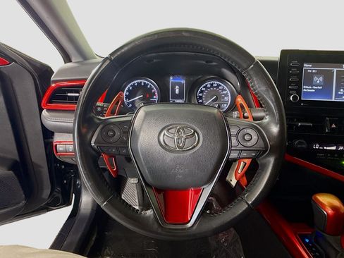 Used 2023 Toyota Camry SE FWD image 13