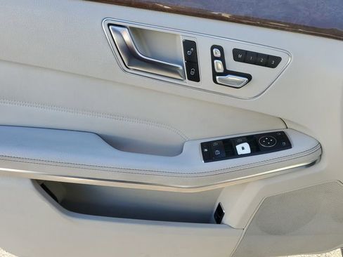 Used 2014 Mercedes-Benz E 350 Sedan image 11