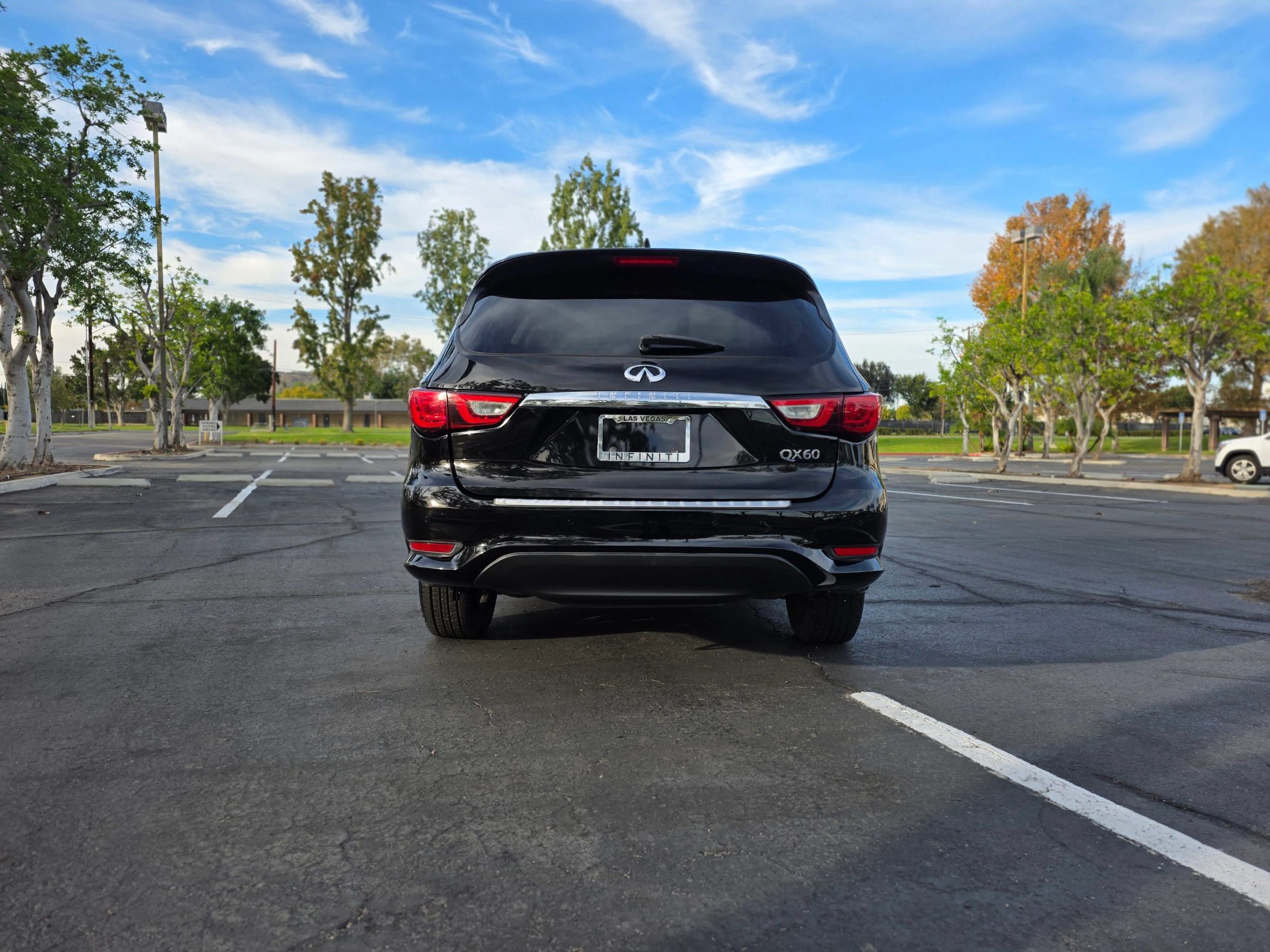 Used 2016 INFINITI QX60 FWD w/ Premium Plus Package image 6